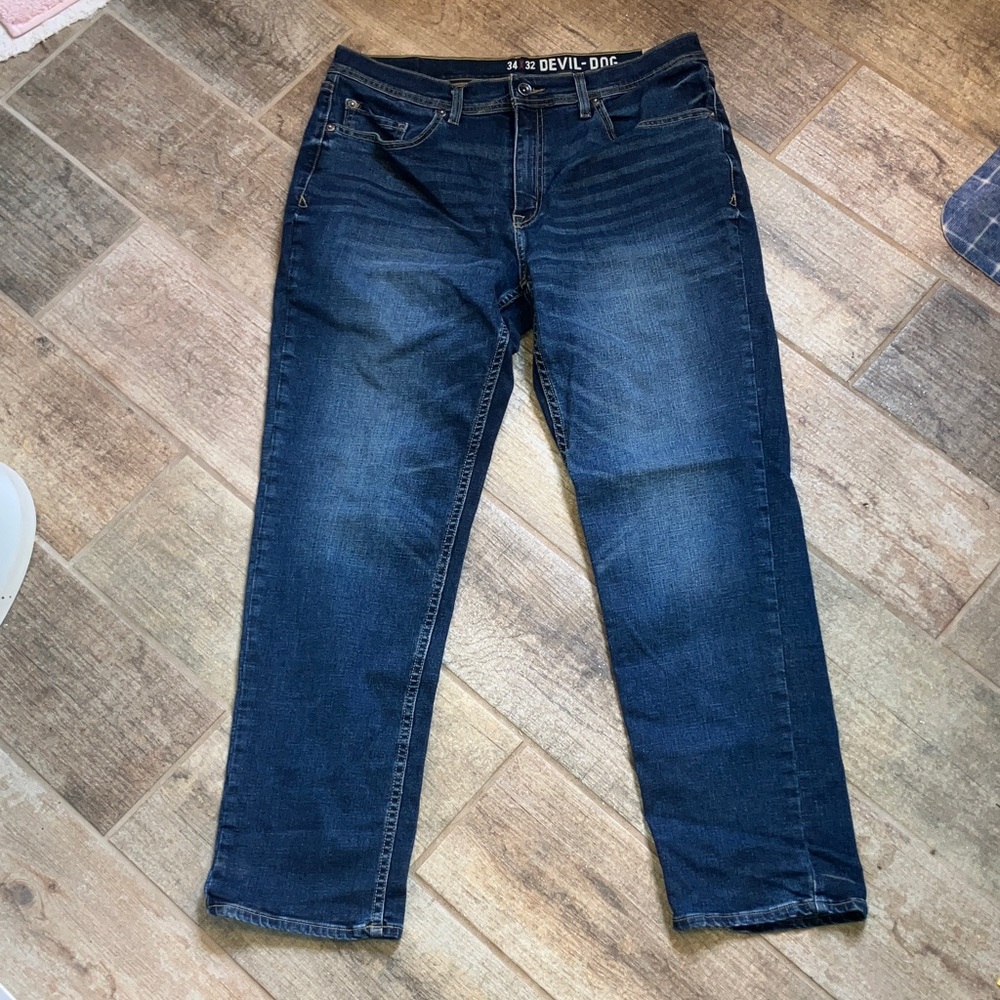 Devil-Dog Men’s Dark Wash Athletic Straight Leg Jeans